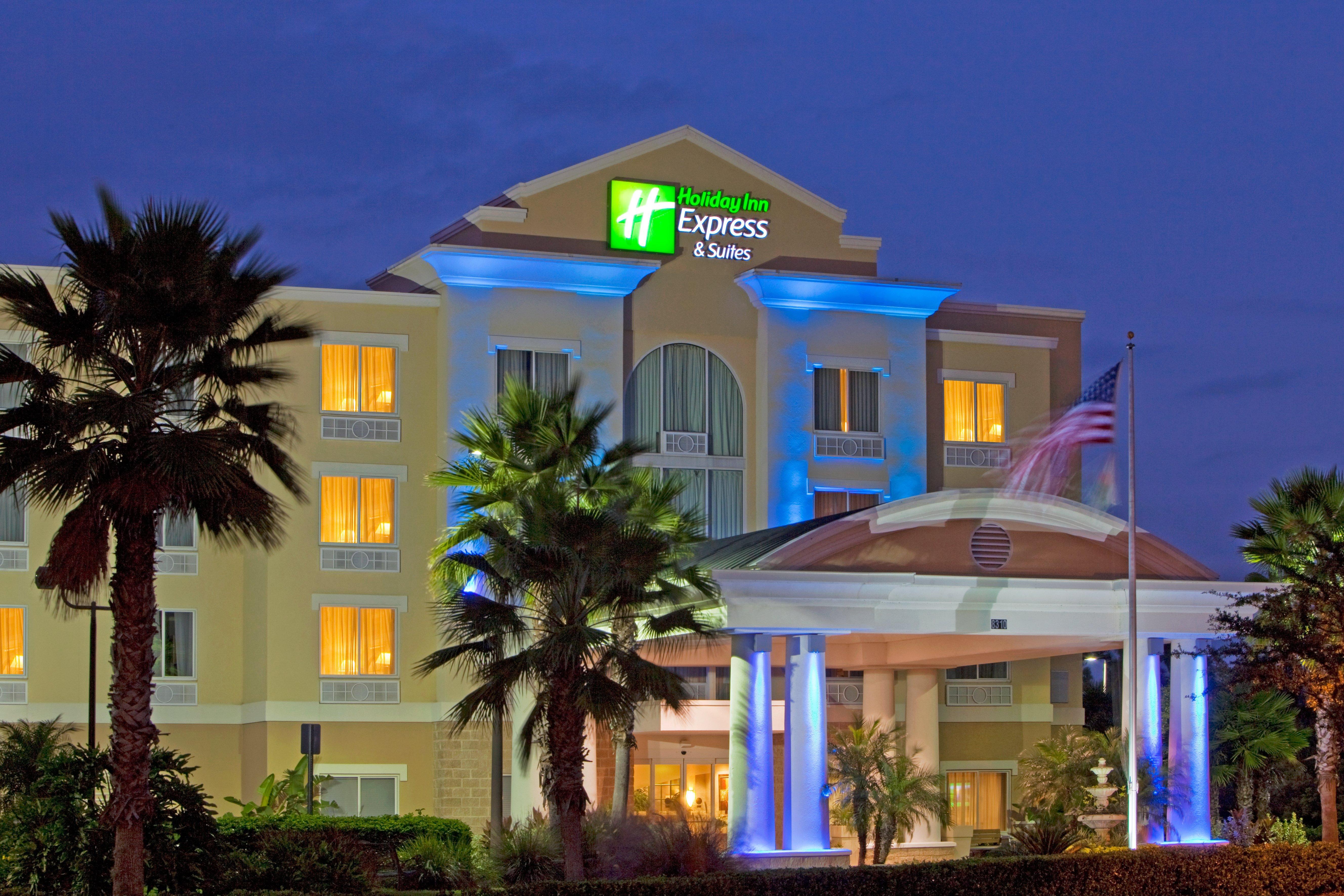Holiday Inn Express And Suites Tampa I-75 At Bruce B. Downs By Ihg Dış mekan fotoğraf